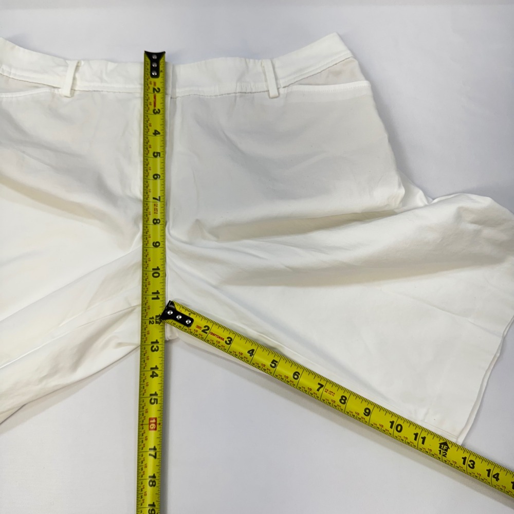 Talbots Perfect Short Women Size 12 White Cotton Blend Bermuda Shorts - Picture 7 of 8